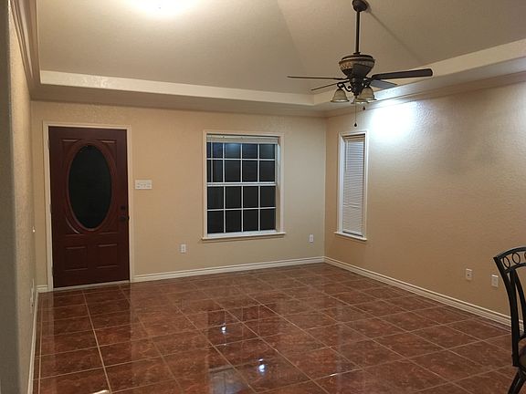 3rd image of 1715 Rebecca Ln