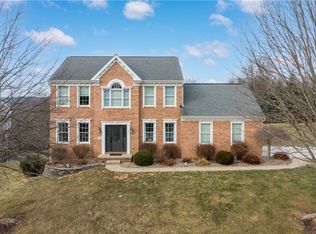 101 Rock Run Rd, Mcmurray, PA
