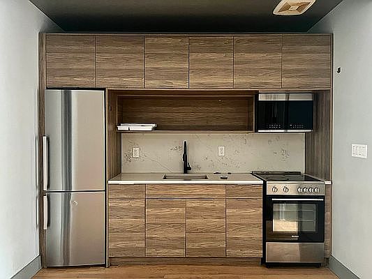 4th image of 2813 Tilden Ave #3A