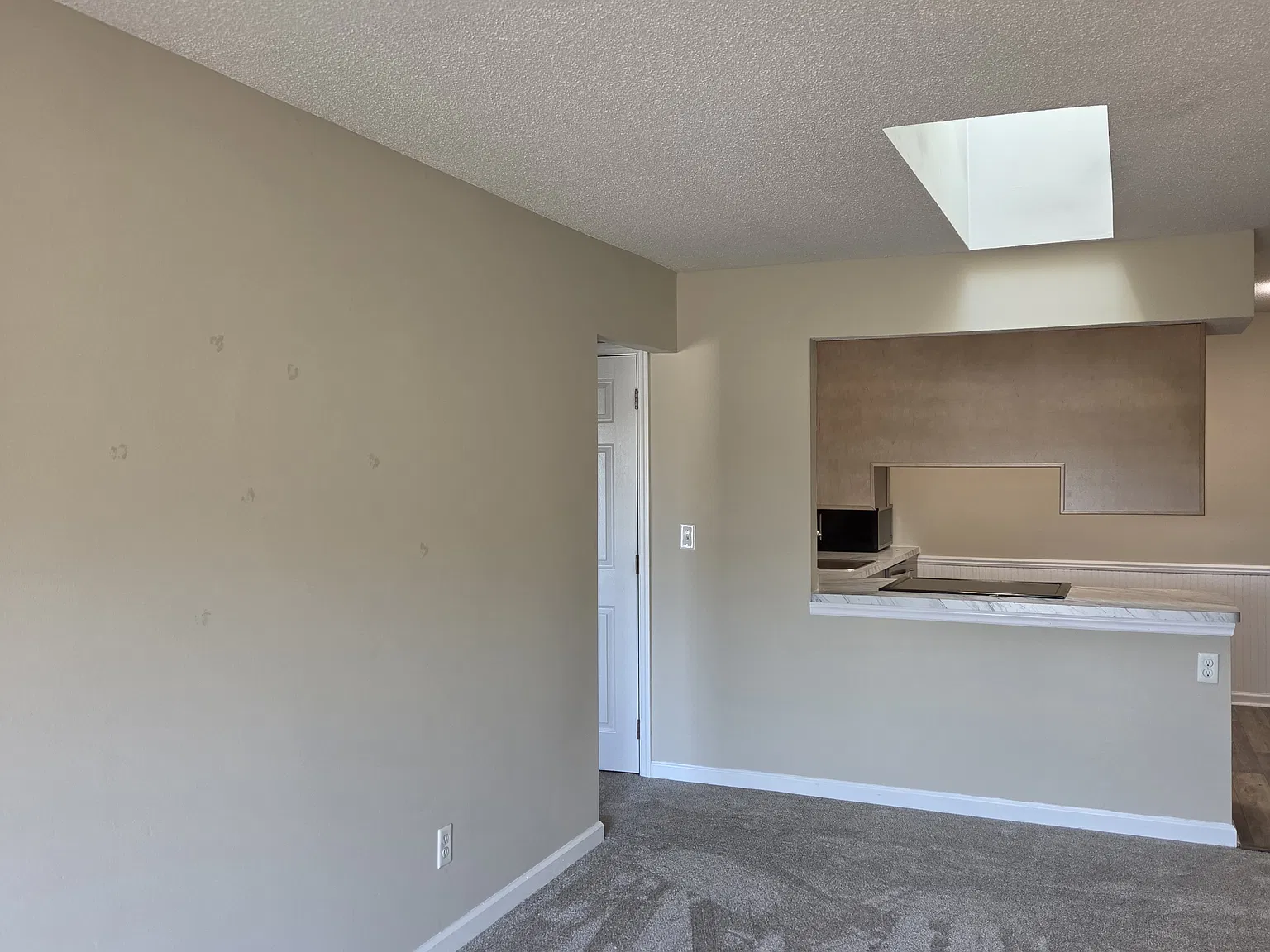1 bed, 800 sqft, $1,100 — Photo 4