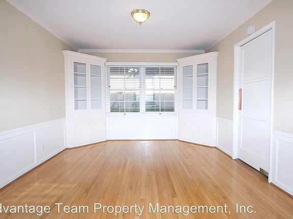 5th image of 3167 Olive St