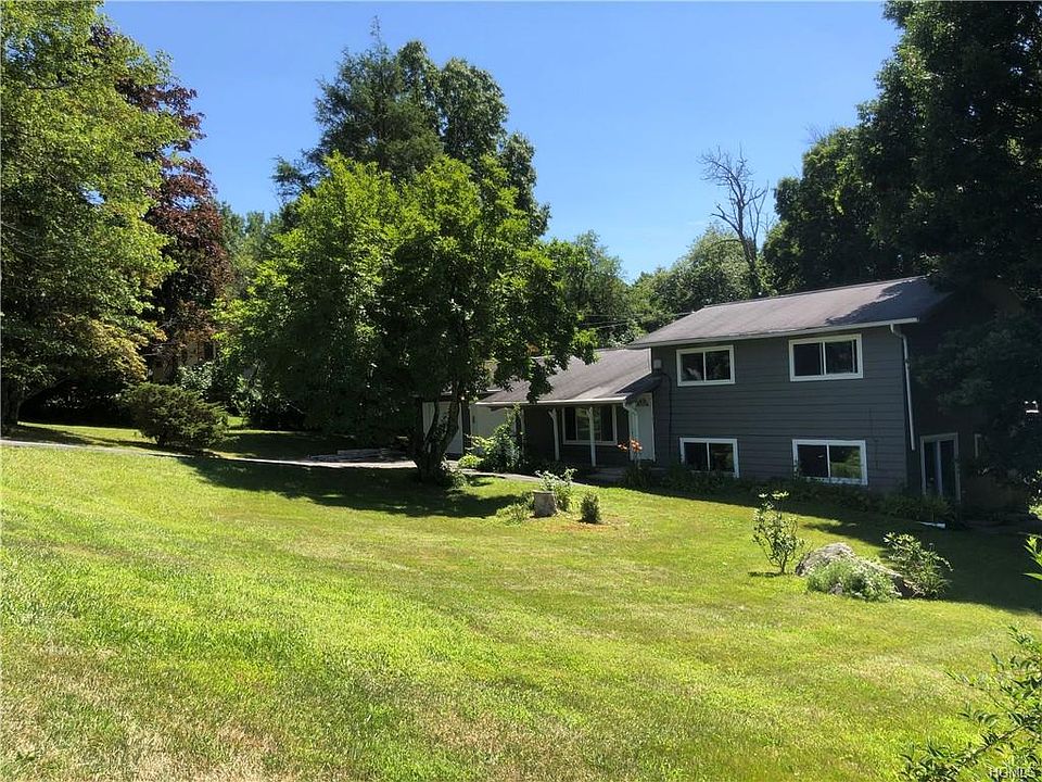 1st image of 51 Mountain Brook Dr