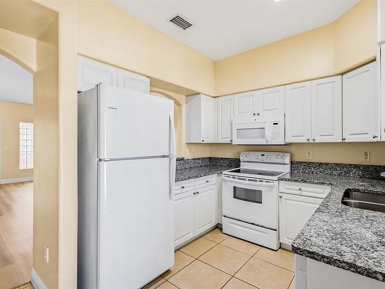 4167 Castilla Cir #202 — Photo 16