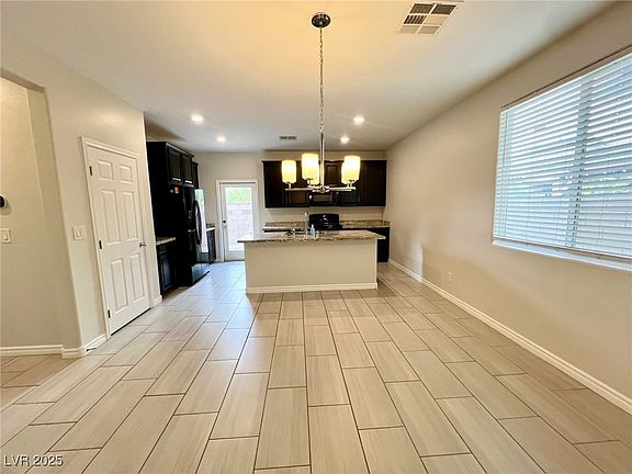 5th image of 4117 Midnight Crest Ave