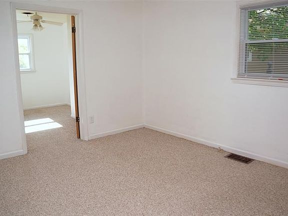 5th image of 2108 Courtland Ave