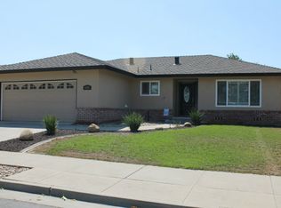 1491 Rainbow Dr, Hollister, CA