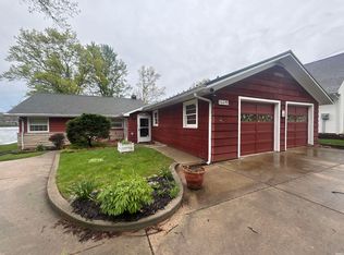14415 Lawrence Lake Dr, Plymouth, IN 46563