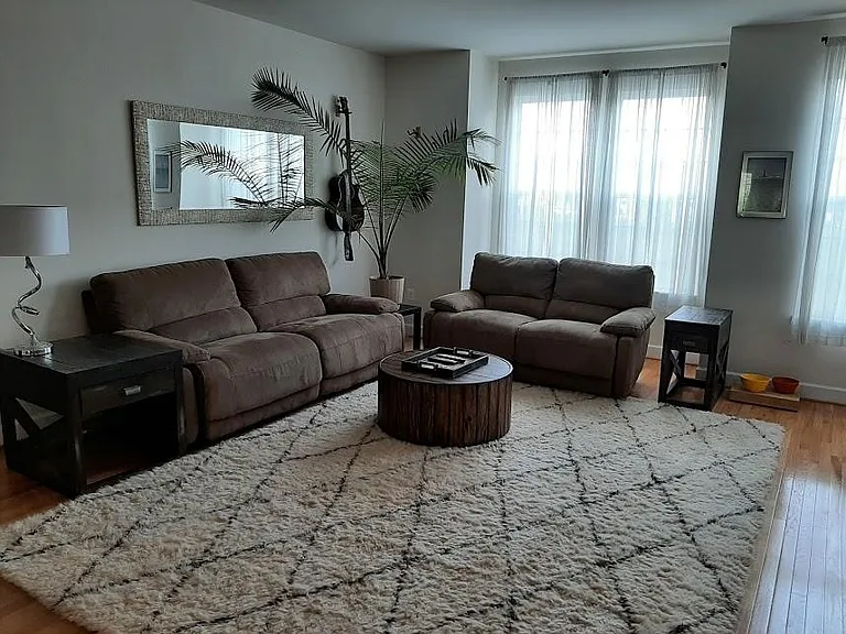 10678 Viewmont Ln — Photo 1