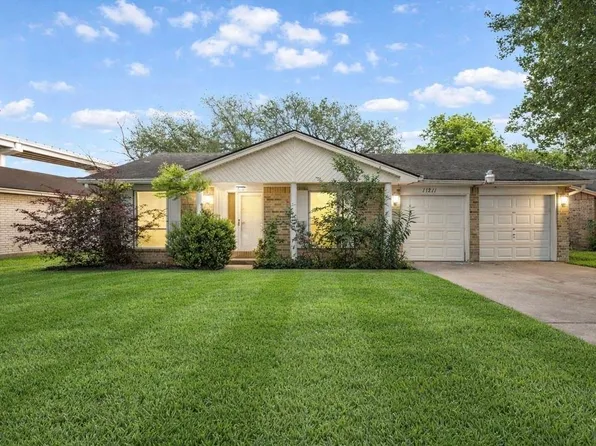11211 Sage Oak Dr, Houston, TX 77089