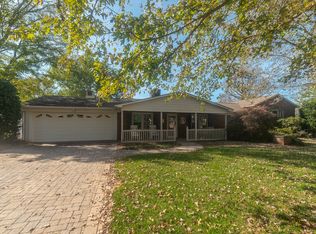 147 Holly Hill Dr, Mount Airy, NC 27030