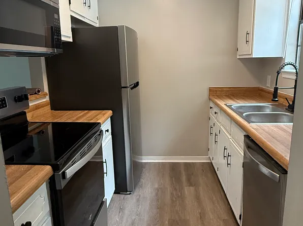 7705 Kipling St APT B, Pensacola, FL 32514