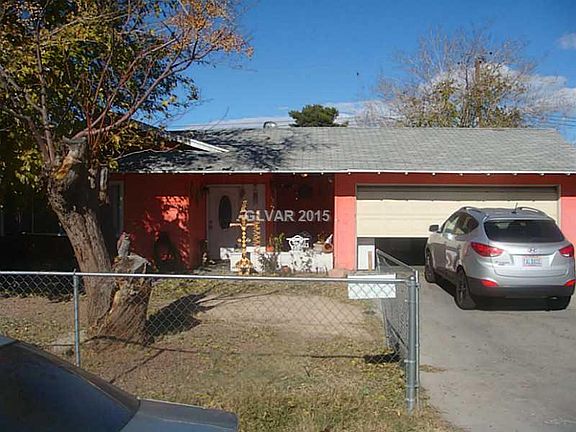 4th image of 3876 Commanche Ave