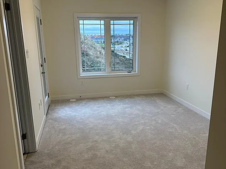 21 Baskett St — Photo 4