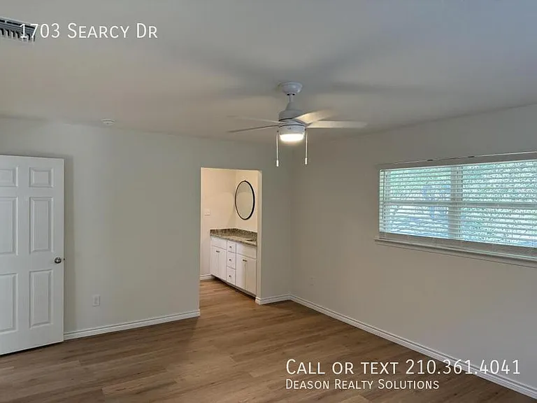 1703 Searcy Dr — Photo 18