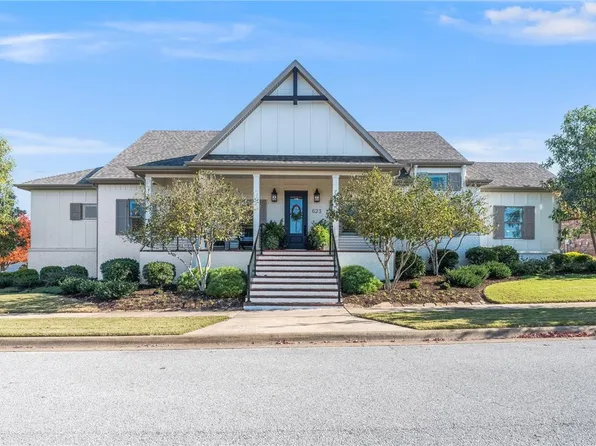 623 Clinton Cir, Springdale, AR 72762