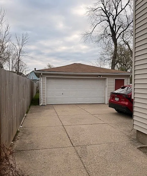 203 Highland Ave — Photo 9