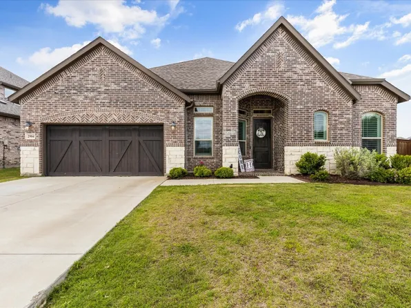 2904 Paige Pl, Grand Prairie, TX 75054