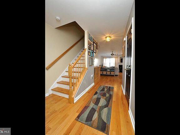 3rd image of 88 Tattersall Dr