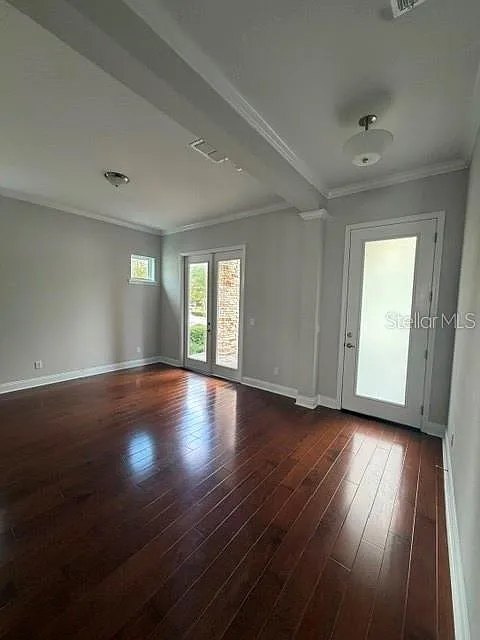 4 bed, 3.0 bath, 3011 sqft, $4,400 — Photo 3