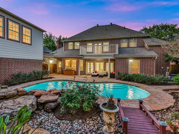 2922 Deer Creek Drive, Sugar Land, TX 77478