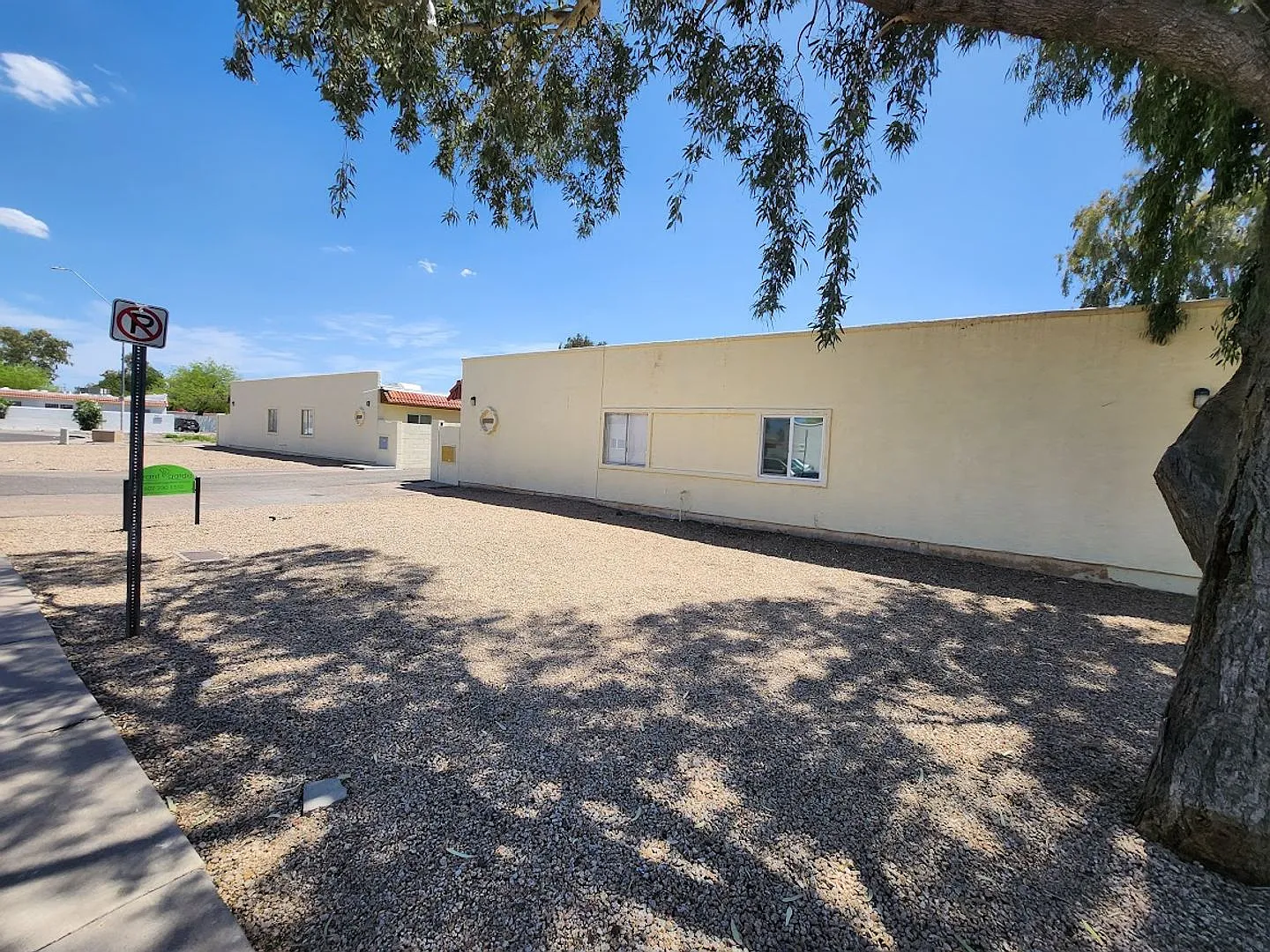 2725 E Tierra Buena — Photo 2
