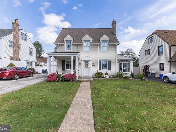 2nd image of 1021 Lindale Ave