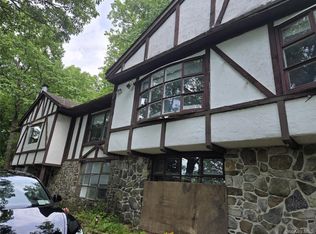 13 S Shore Drive, Middletown, NY 10940