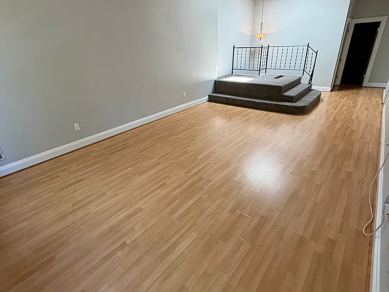 2140 Saint James Ave #3 — Photo 4