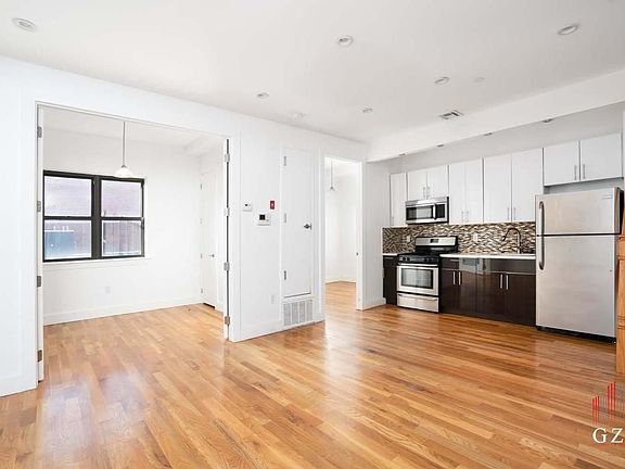 4th image of 162 Throop Ave #4BB