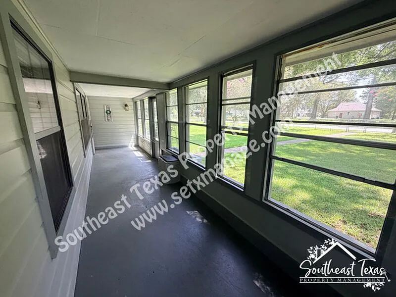 3 bed, 2.0 bath, 1580 sqft, $1,650 — Photo 4