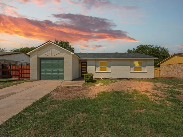 3808 Longmeadow Way, Fort Worth, TX 76133