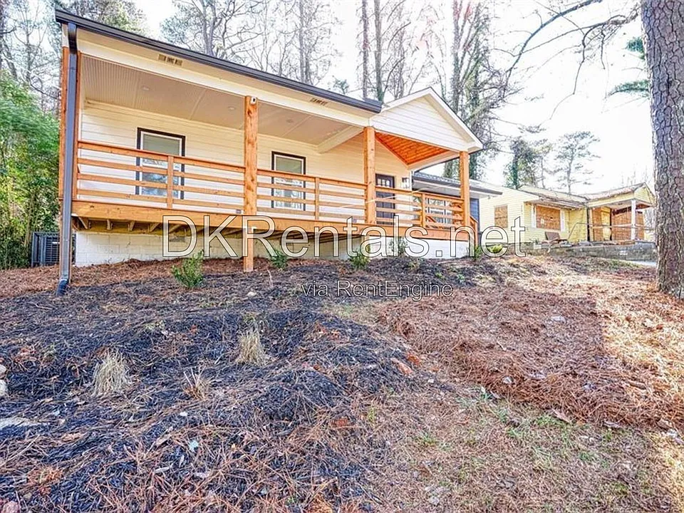 2230 Beecher Cir SW