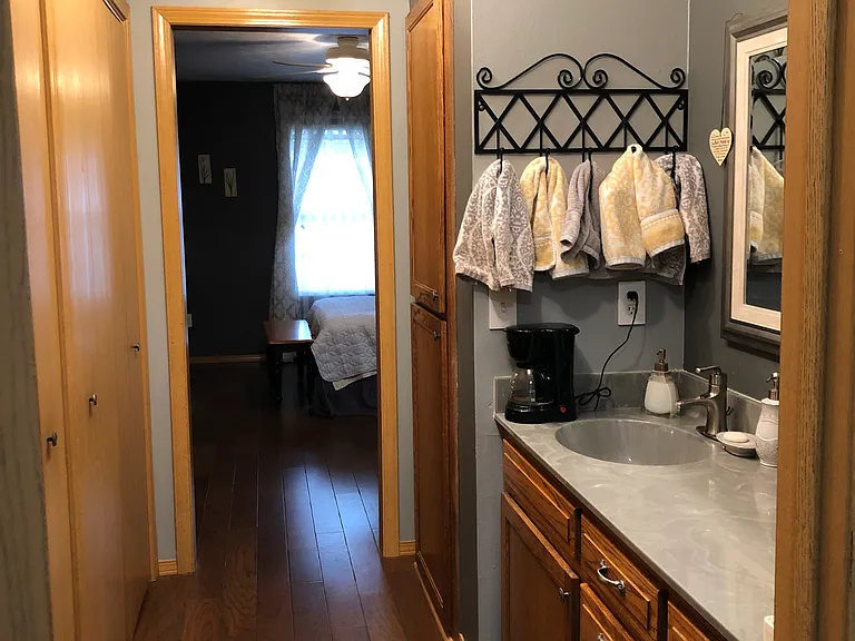 410 S Robert St — Photo 9