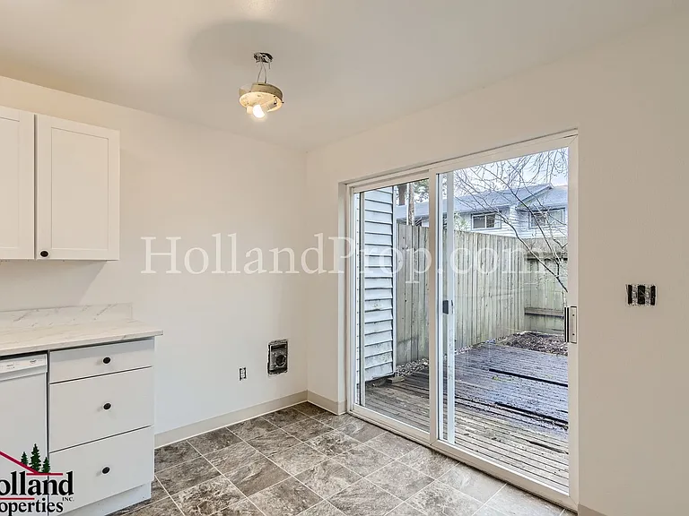 2621 SE 174th Ave #A — Photo 7