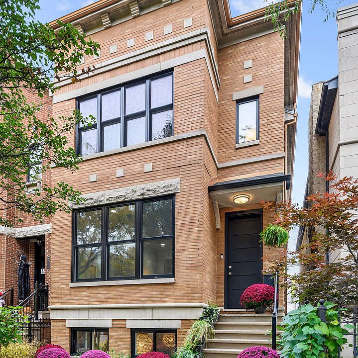 1st image of 2707 N Paulina St