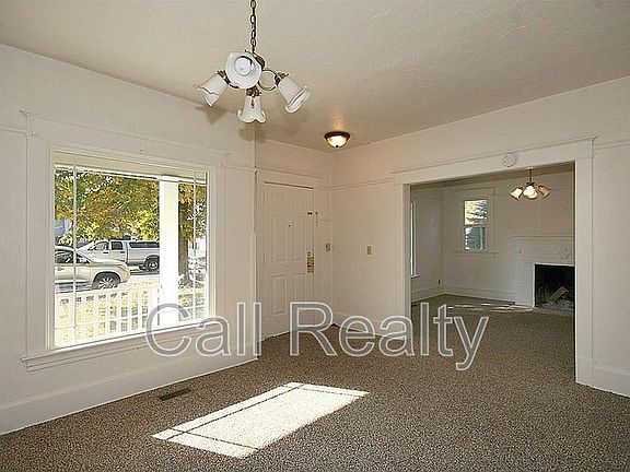 2nd image of 1419 E 11th Ave