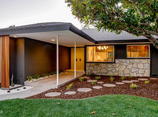 1535 Meadowbrook Rd, Altadena, CA 91001