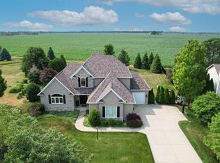 1503 Sussex Ct, Champaign, IL