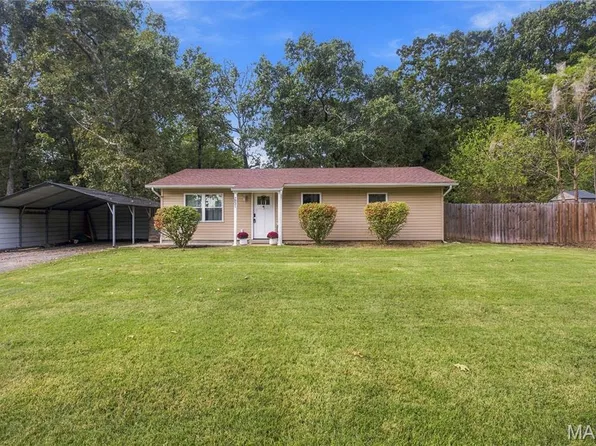 7931 White Oak Dr, Dittmer, MO 63023