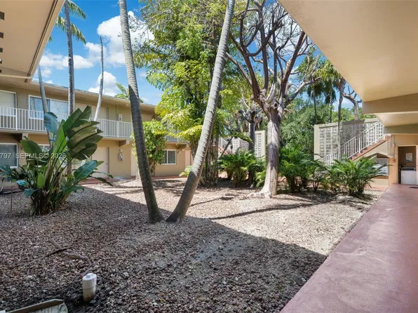 6310 SW 79th St, South Miami, FL