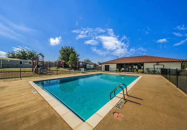 709 N Collins Fwy #213 — Photo 30