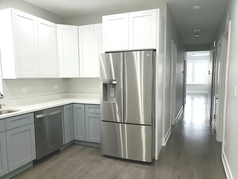 4135 N Francisco Ave #1 — Photo 4