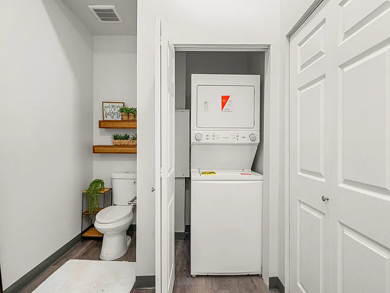 Paradise Oaks Luxury Senior Living — Photo 12