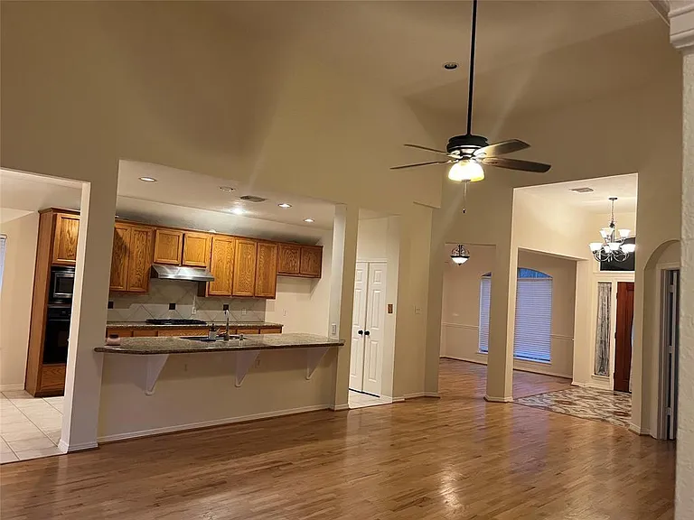 17707 Cypress Laurel St — Photo 13