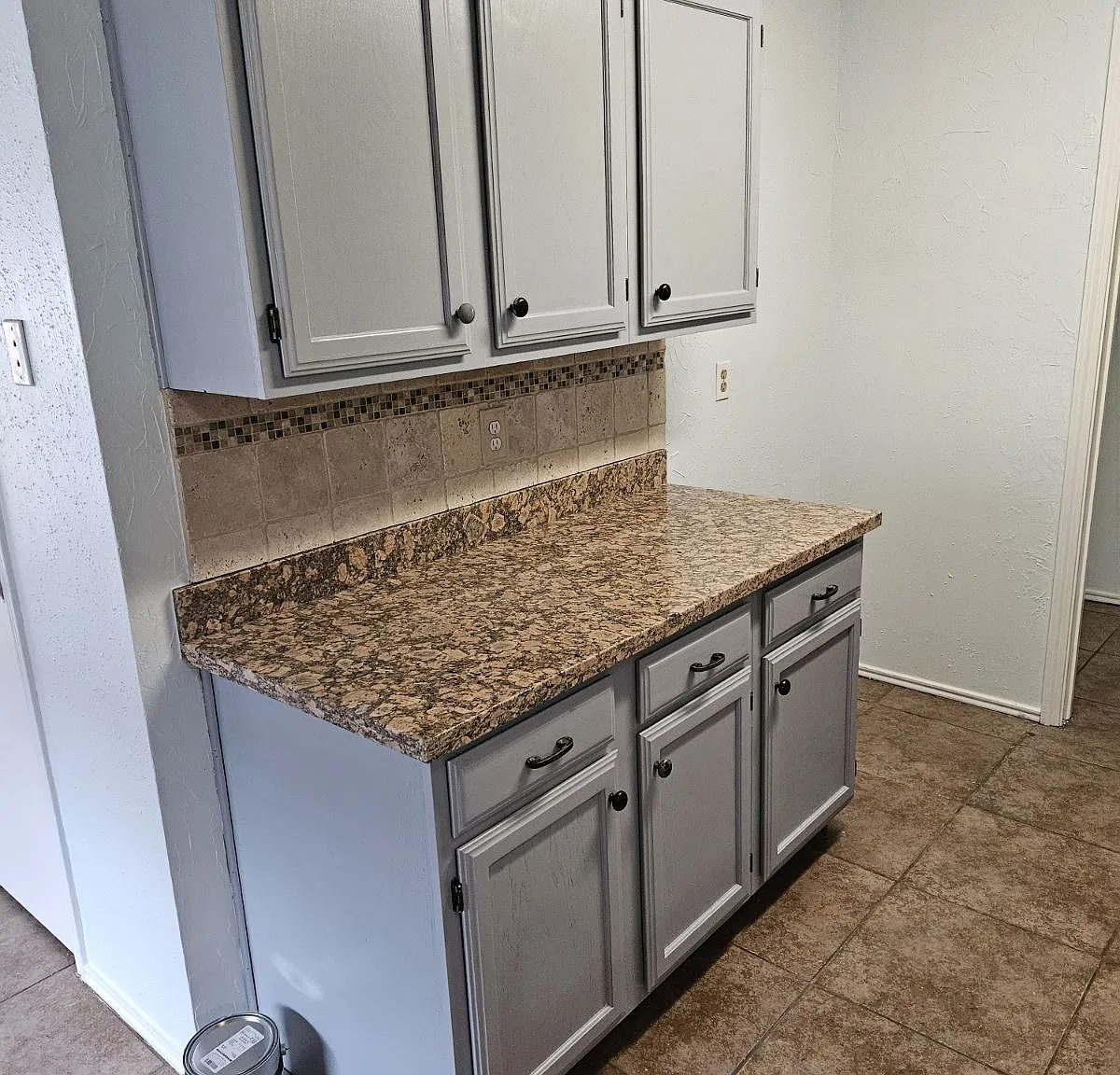2607 Gilliom Dr — Photo 4