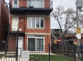 2738 W Polk St #1, Chicago, IL 60612