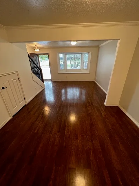 2 bed, 1.5 bath, 1070 sqft, $1,975 — Photo 3