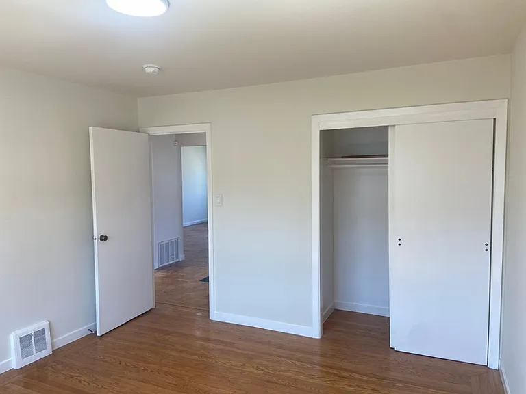 1395 Oakdale Ave — Photo 13