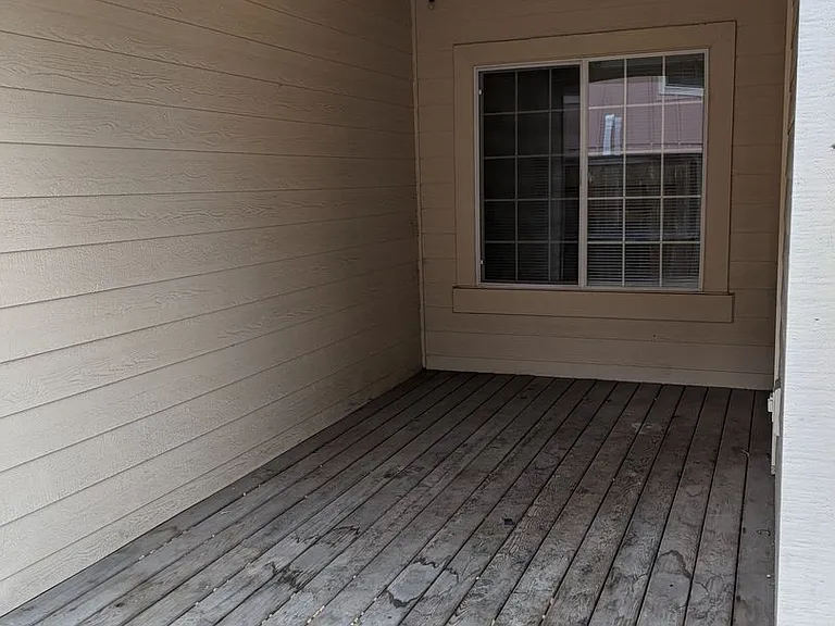 2754 Chad Dr — Photo 9