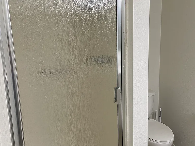 10715 Missouri Ave #304 — Photo 8